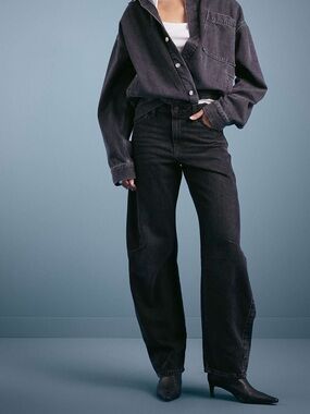 Levi’s Baggy Dad Barrel Jean